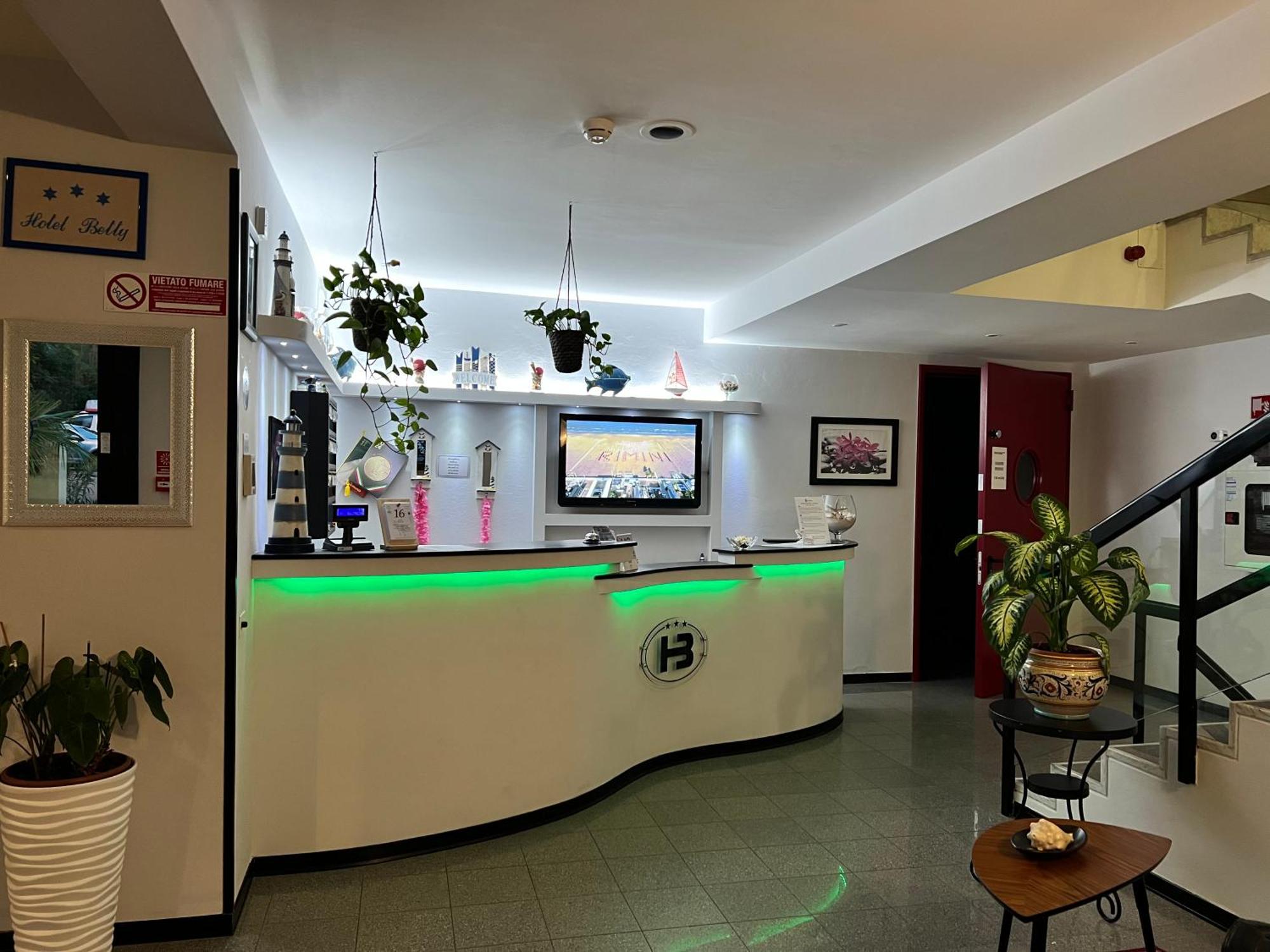 Hotel Betty Rimini Exteriör bild