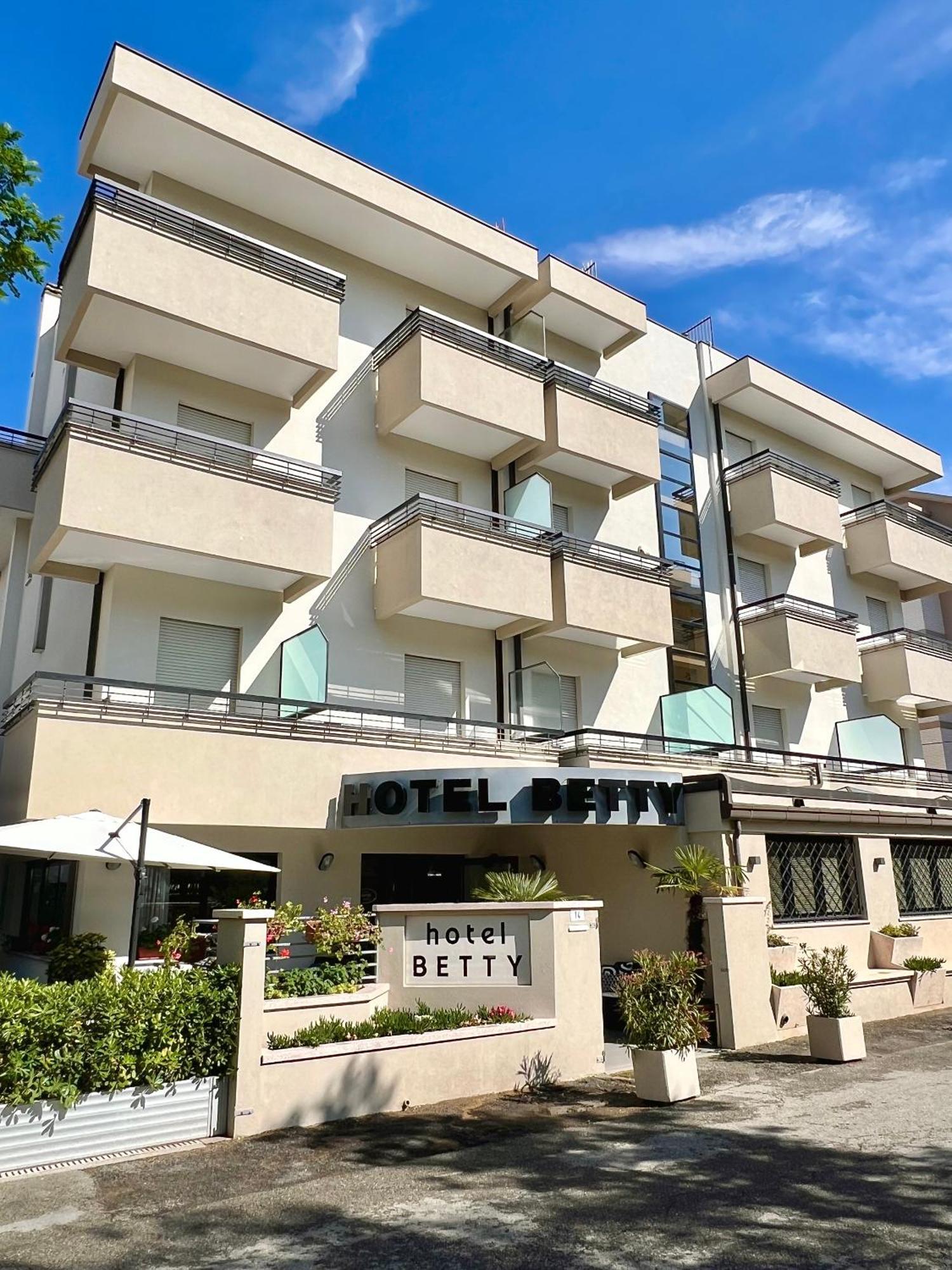 Hotel Betty Rimini Exteriör bild